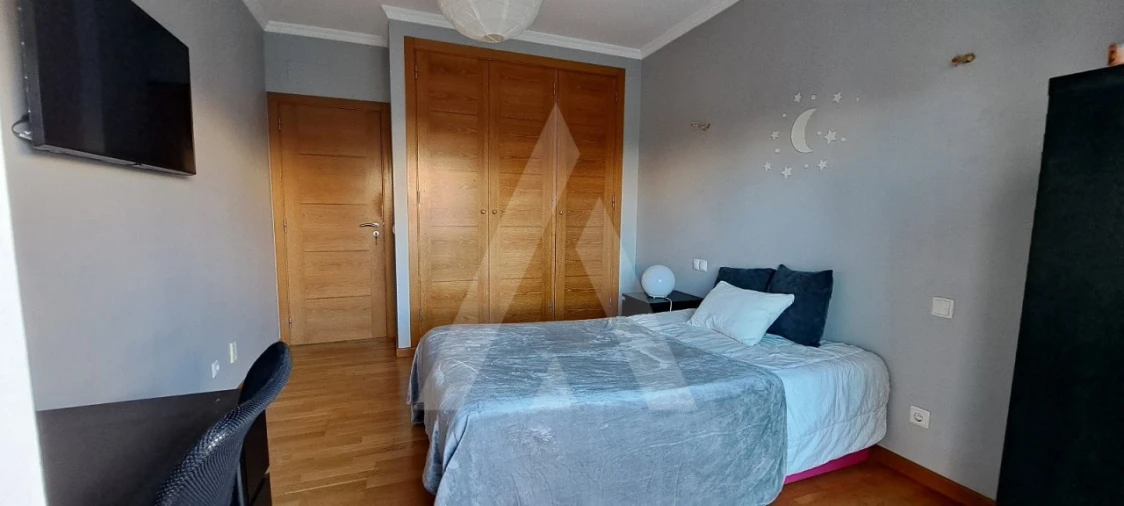 Apartamento T4 para Venda em Faro (Sé e São Pedro) Foto 19