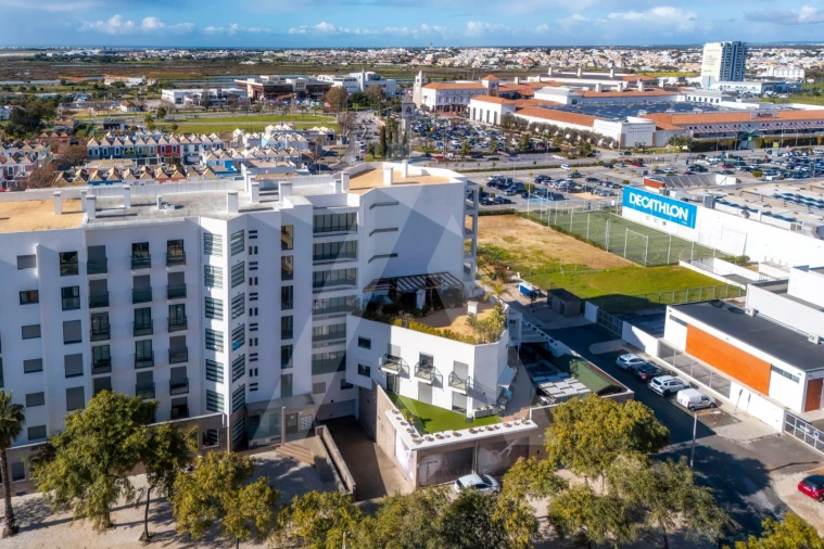 Apartamento T4 para Venda em Faro (Sé e São Pedro) Foto 3