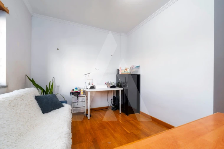 Apartamento T4 para Venda em Faro (Sé e São Pedro) Foto 25