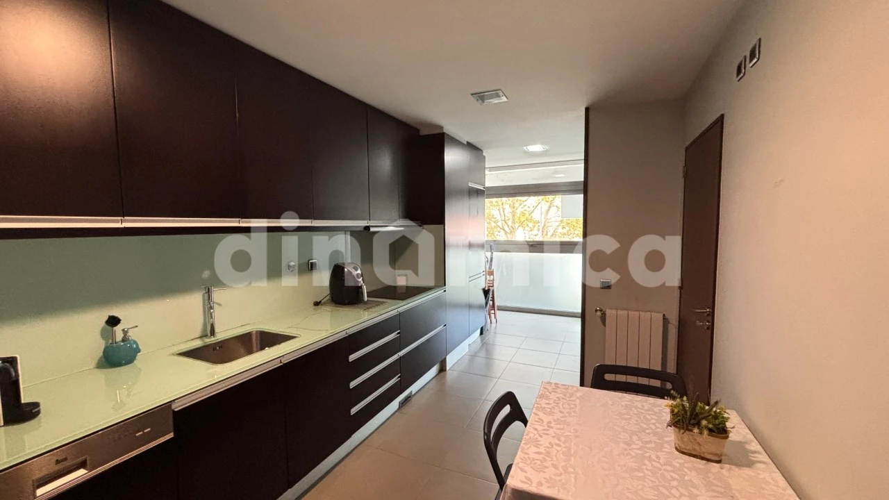 Apartamento T3 para Venda em Antas e Abade de Vermoim Foto 12