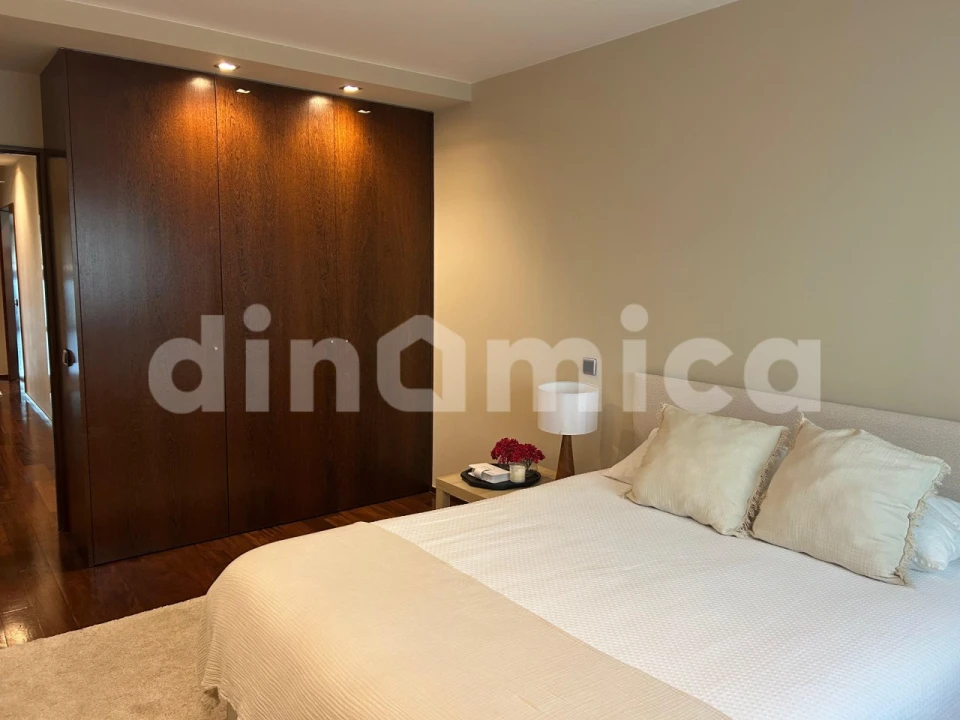 Apartamento T3 para Venda em Antas e Abade de Vermoim Foto 29