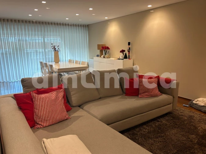 Apartamento T3 para Venda em Antas e Abade de Vermoim Foto 8