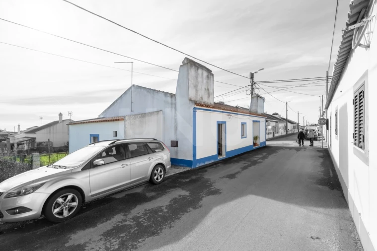 Moradia T2 para Venda em Santiago do Escoural Foto 4