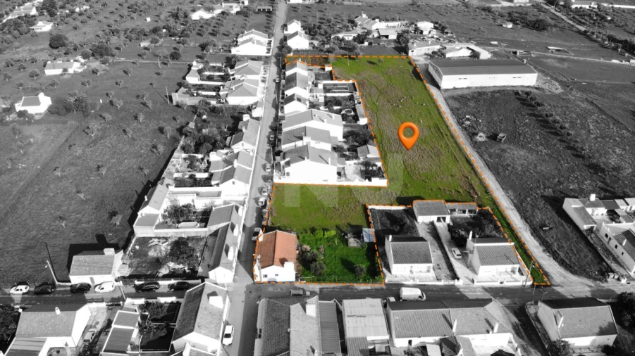 Moradia T2 para Venda em Santiago do Escoural Foto 8