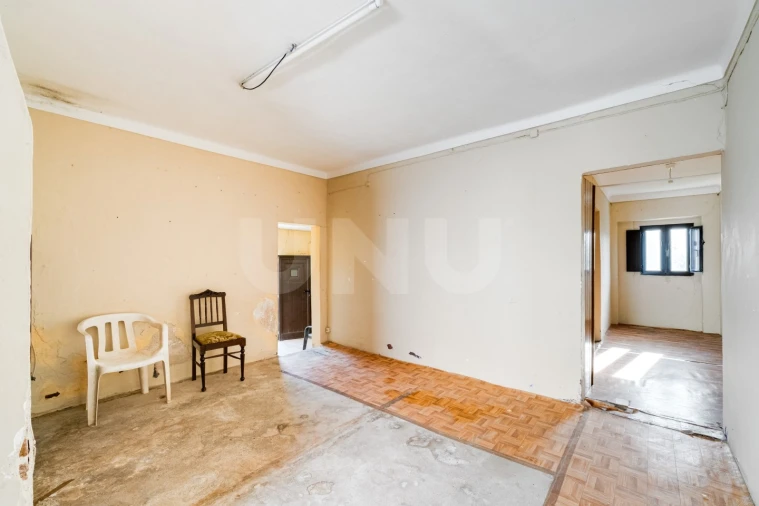 Moradia T2 para Venda em Santiago do Escoural Foto 17