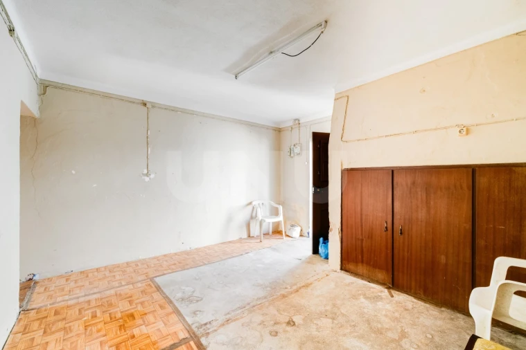 Moradia T2 para Venda em Santiago do Escoural Foto 18