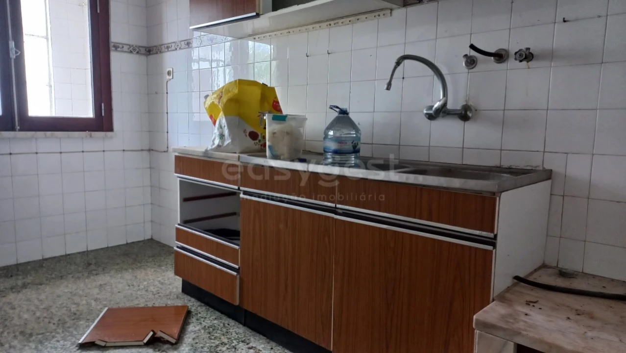 Moradia T3 para Venda em Marmeleira e Assentiz Foto 10