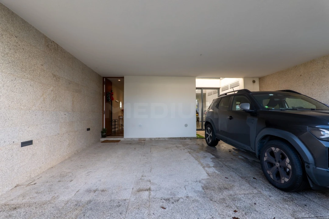 Moradia T3 para Venda em Esmeriz e Cabeçudos Foto 3