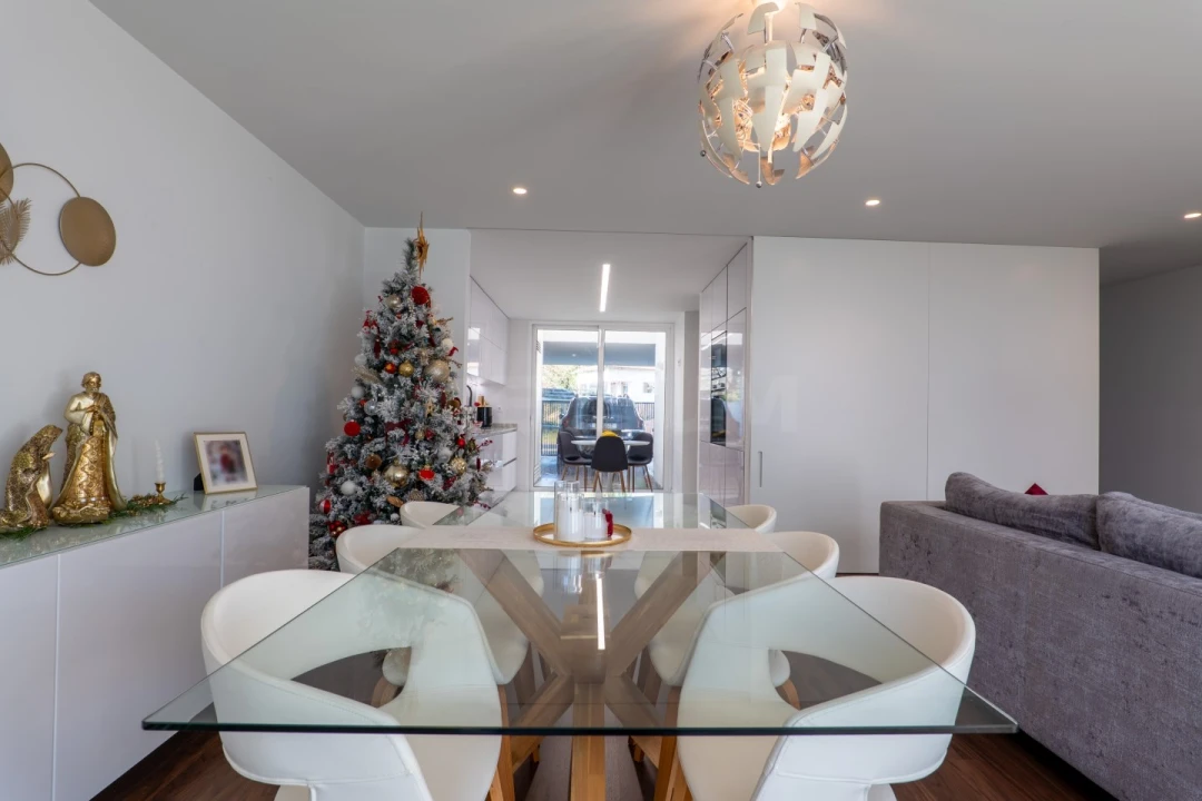 Moradia T3 para Venda em Esmeriz e Cabeçudos Foto 13