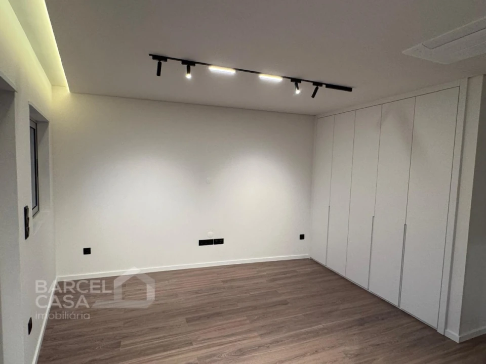 Apartamento T2 para Venda em Barcelos, V.Boa, V.Frescainha Foto 5