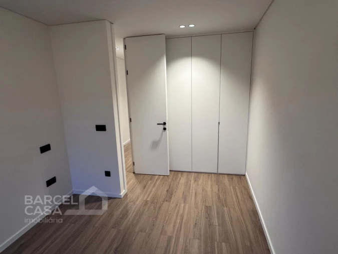 Apartamento T2 para Venda em Barcelos, V.Boa, V.Frescainha Foto 9