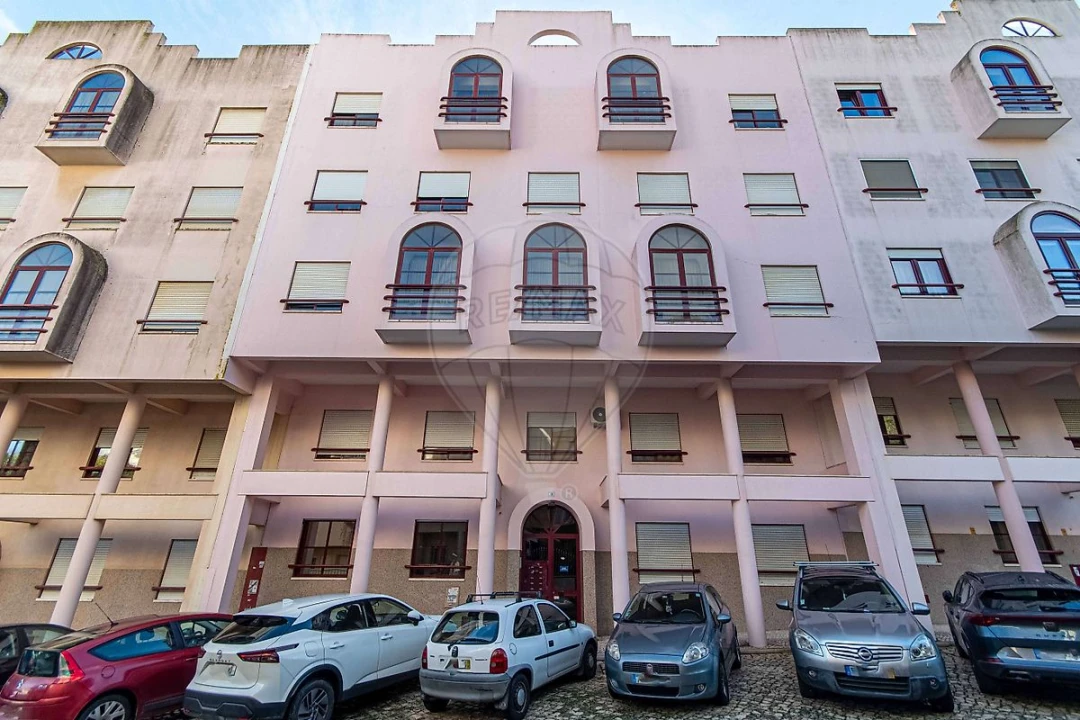 Apartamento T2 para Venda em Vila Franca de Xira Foto 1