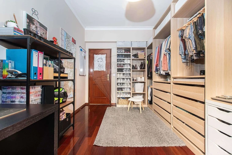 Apartamento T2 para Venda em Vila Franca de Xira Foto 19