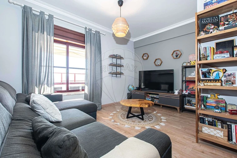 Apartamento T2 para Venda em Vila Franca de Xira Foto 24