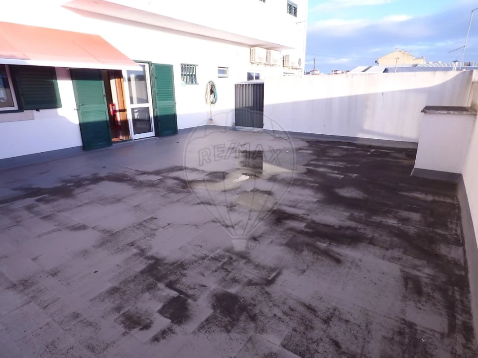 Loja para Venda em Cartaxo e Vale da Pinta Foto 22