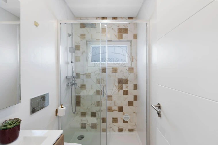 Moradia T3 para Venda em Fernao Ferro Foto 18