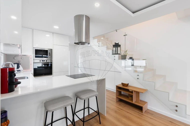 Moradia T3 para Venda em Fernao Ferro Foto 13