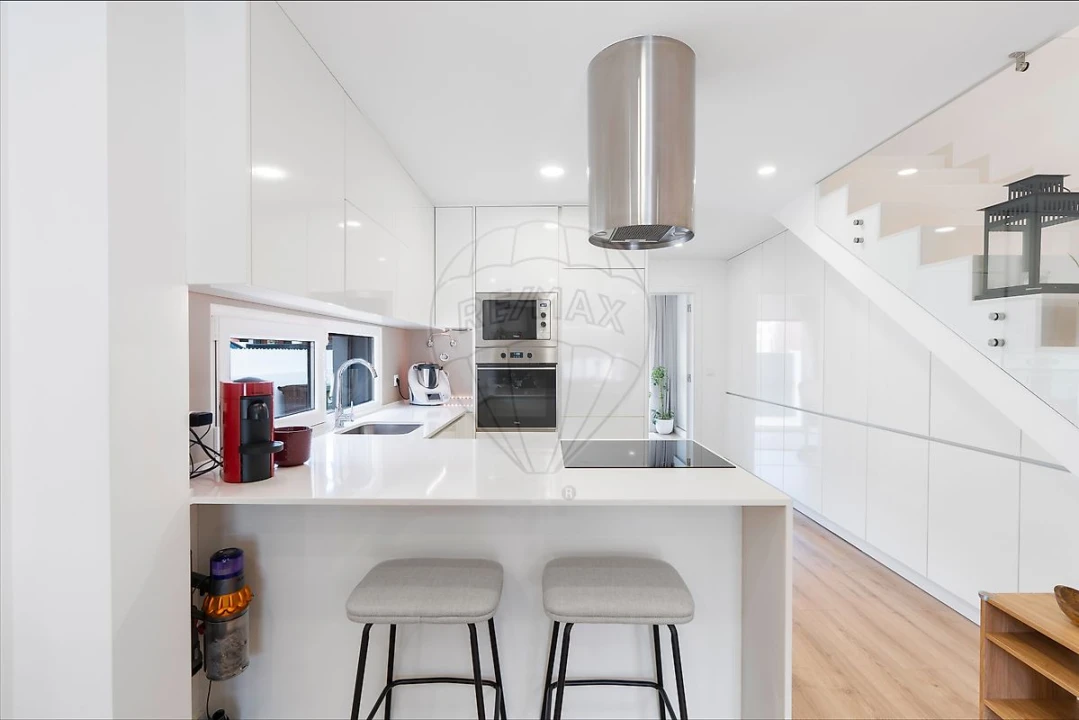 Moradia T3 para Venda em Fernao Ferro Foto 14