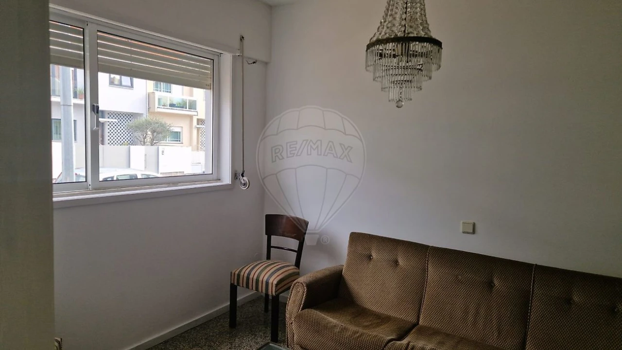 Moradia T3 para Arrendamento em Mafamude e Vilar do Paraíso Foto 3