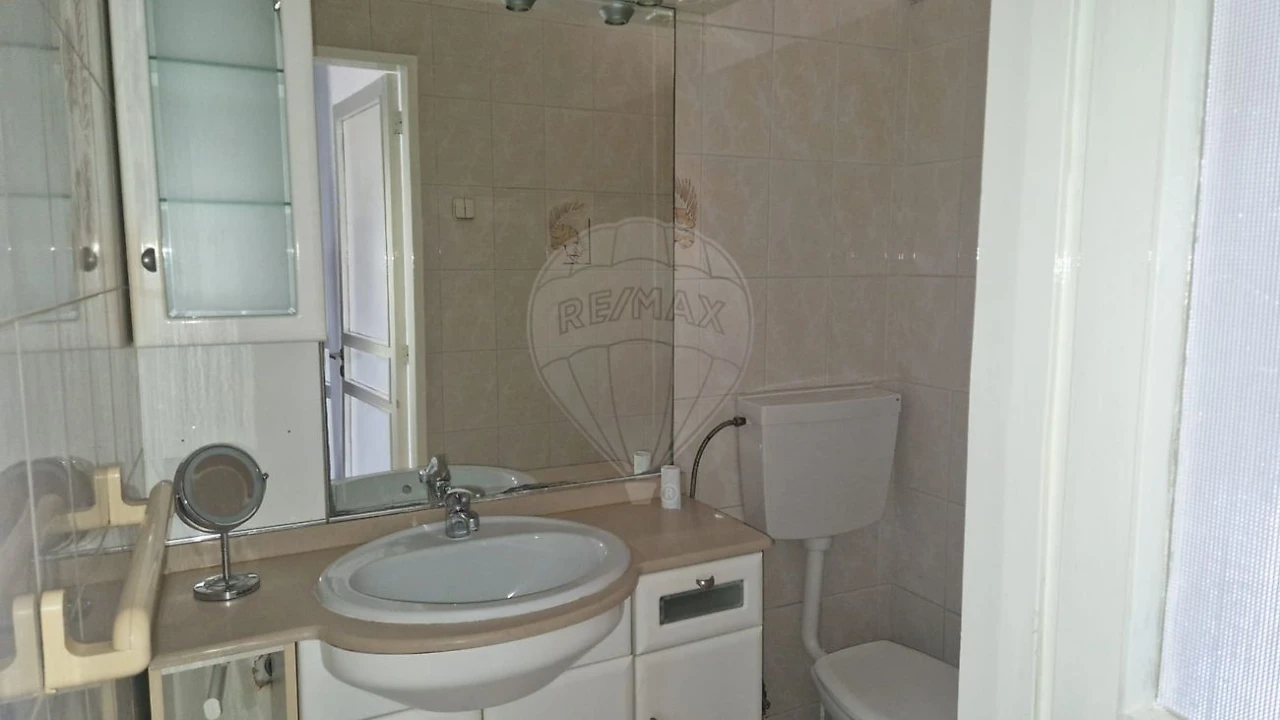 Moradia T3 para Arrendamento em Mafamude e Vilar do Paraíso Foto 9