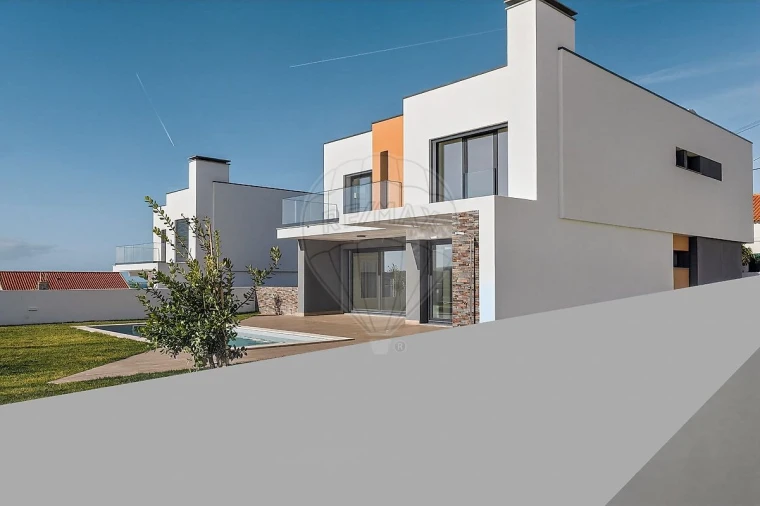 Moradia T4 para Venda em São Pedro da Cadeira Foto 5