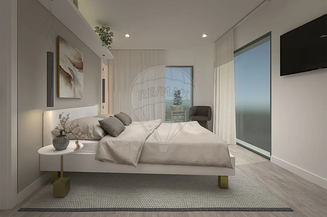 Moradia T4 para Venda em São Pedro da Cadeira Foto 14