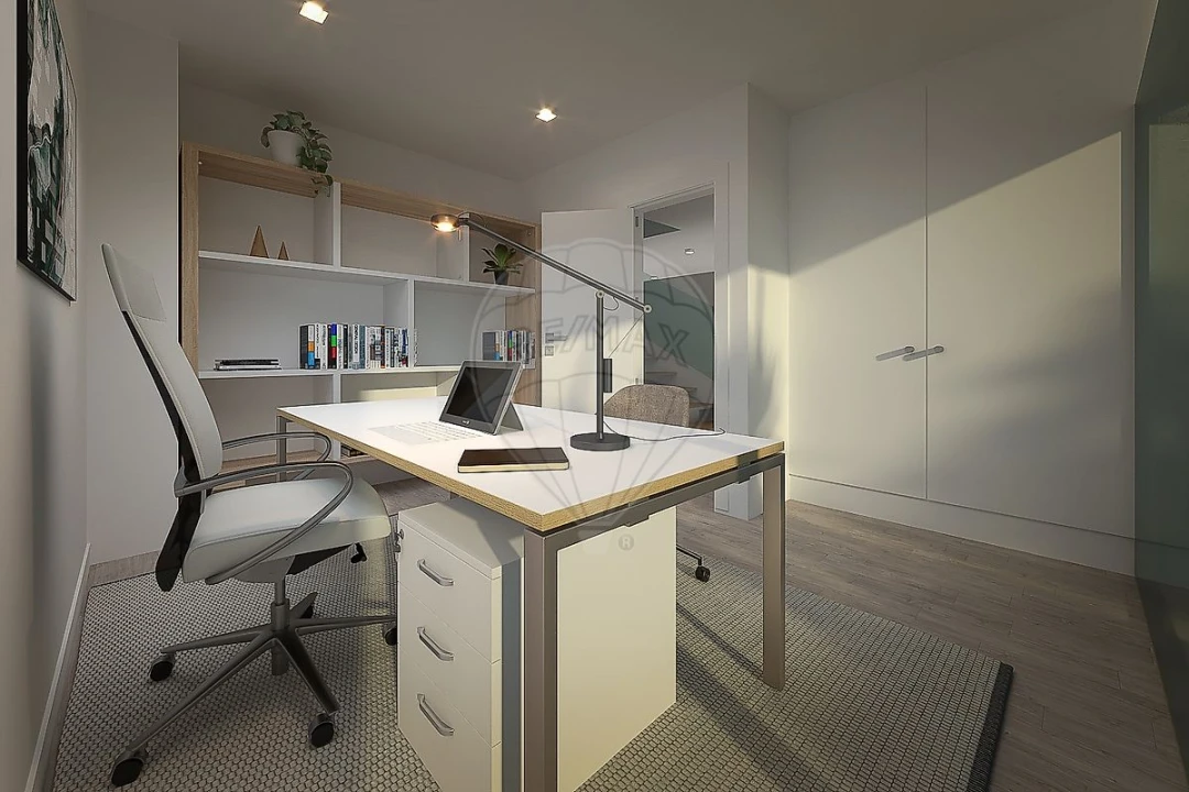 Moradia T4 para Venda em São Pedro da Cadeira Foto 18