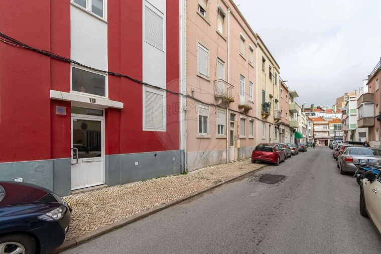 Apartamento T2 para Arrendamento em Beato Foto 18