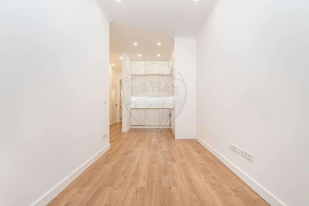 Apartamento T2 para Arrendamento em Beato Foto 12