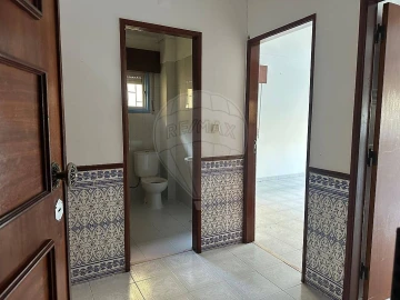 Apartamento T1 para Venda em Agualva e Mira-Sintra