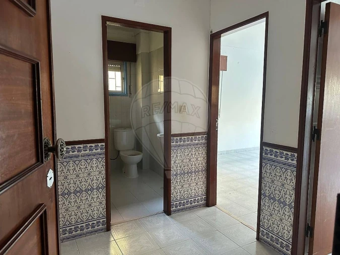 Apartamento T1 para Venda em Agualva e Mira-Sintra Foto 5