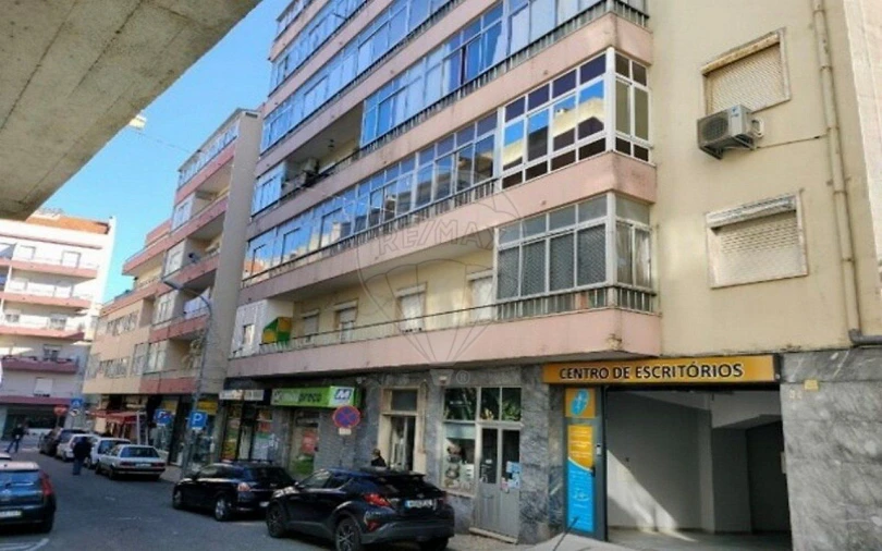 Apartamento T2 para Venda em Encosta do Sol Foto 2