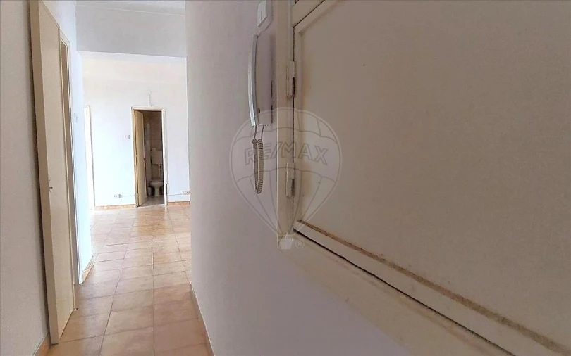 Apartamento T2 para Venda em Encosta do Sol Foto 10