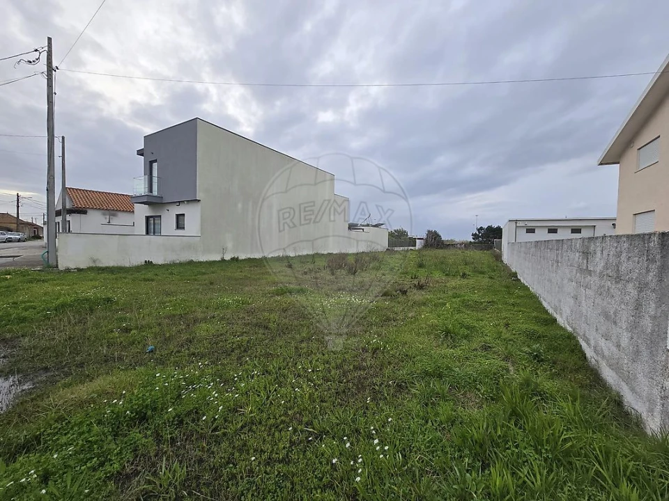 Terreno para Venda em Gafanha da Nazaré Foto 1