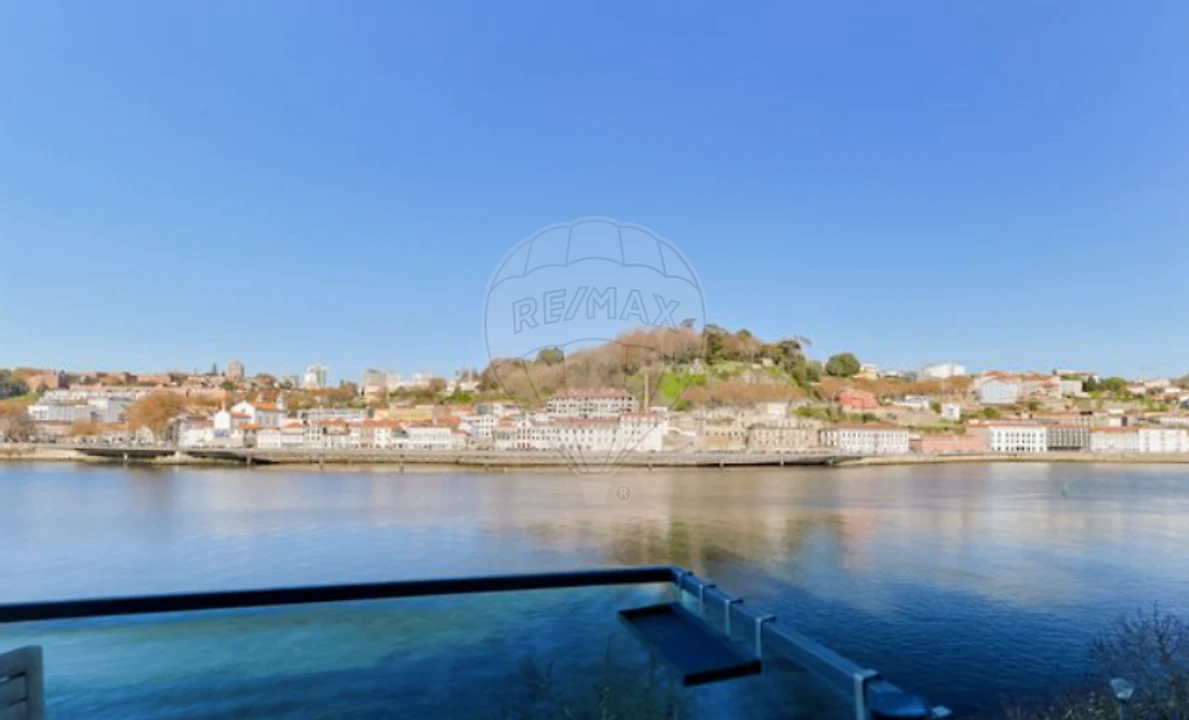 Apartamento T2 para Arrendamento em Santa Marinha e São Pedro da Afurada Foto 1