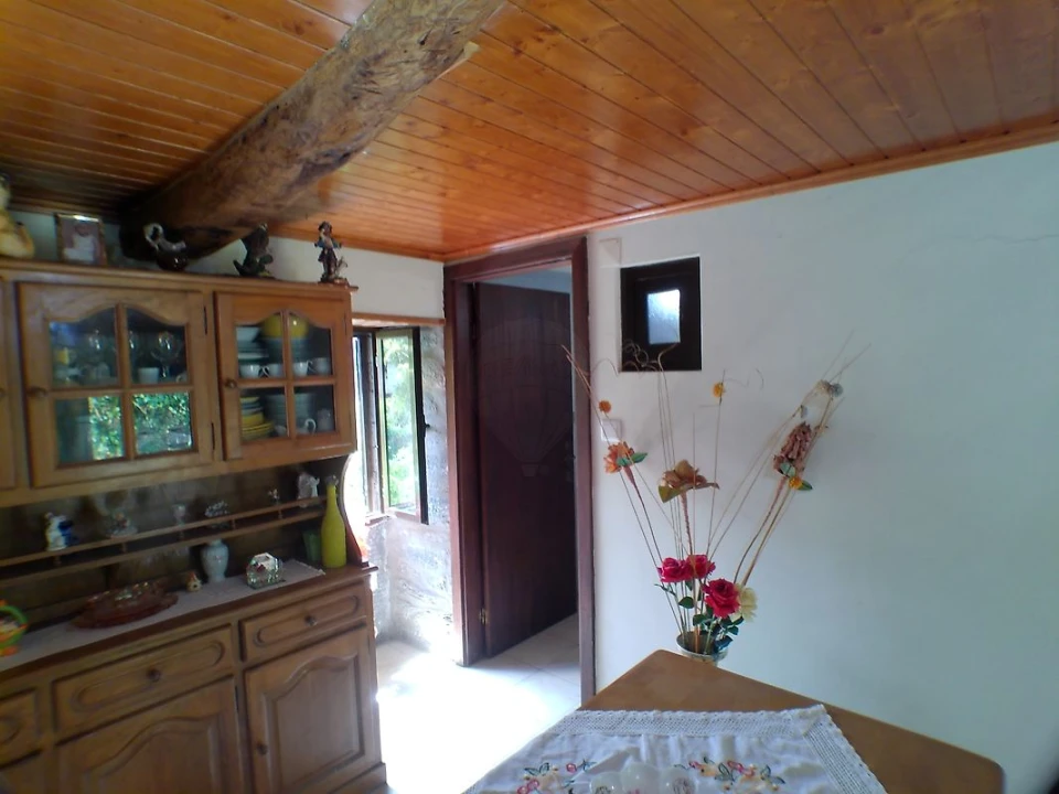 Moradia T1 para Venda em São Martinho das Moitas e Covas do Rio Foto 13