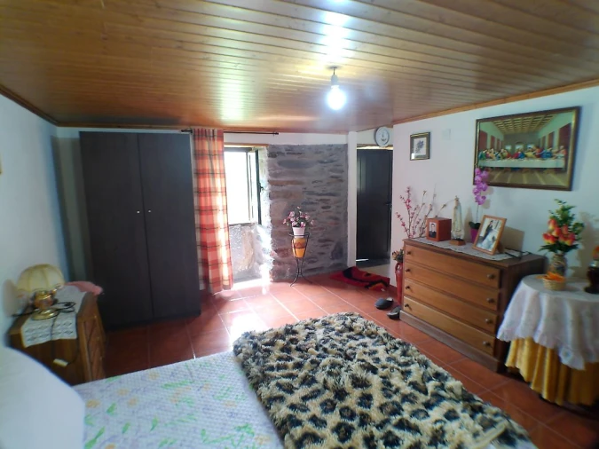 Moradia T1 para Venda em São Martinho das Moitas e Covas do Rio Foto 16