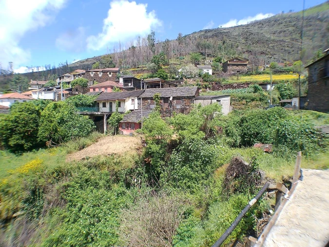Moradia T1 para Venda em São Martinho das Moitas e Covas do Rio Foto 6