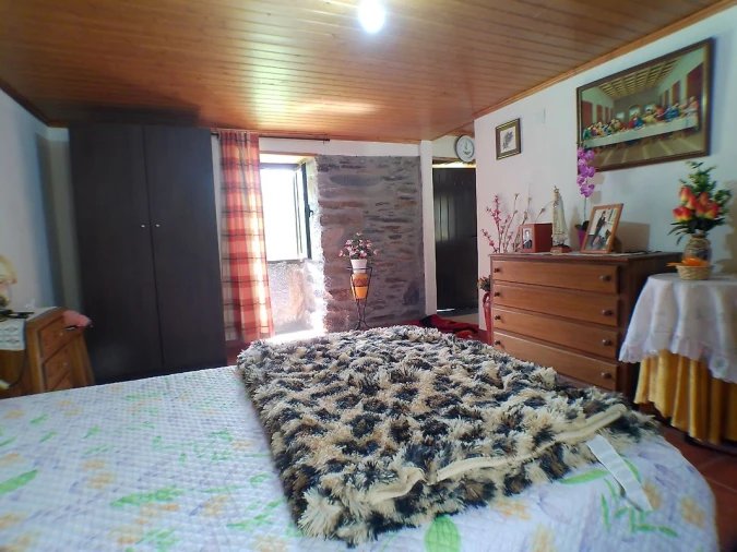 Moradia T1 para Venda em São Martinho das Moitas e Covas do Rio Foto 17