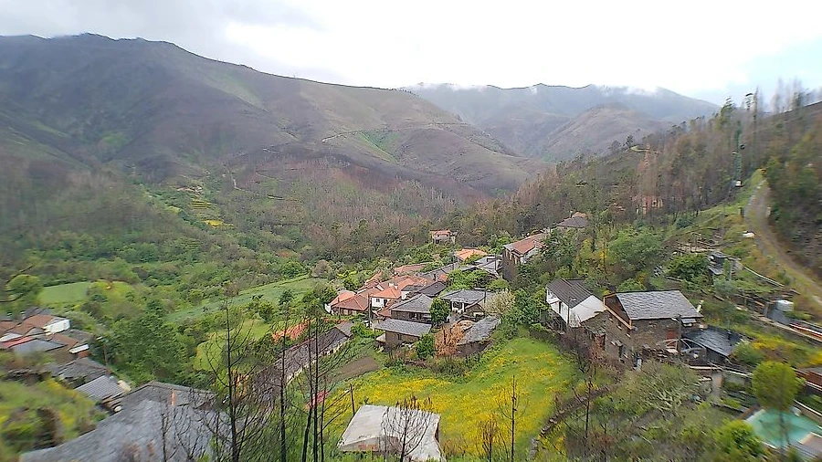 Moradia T1 para Venda em São Martinho das Moitas e Covas do Rio