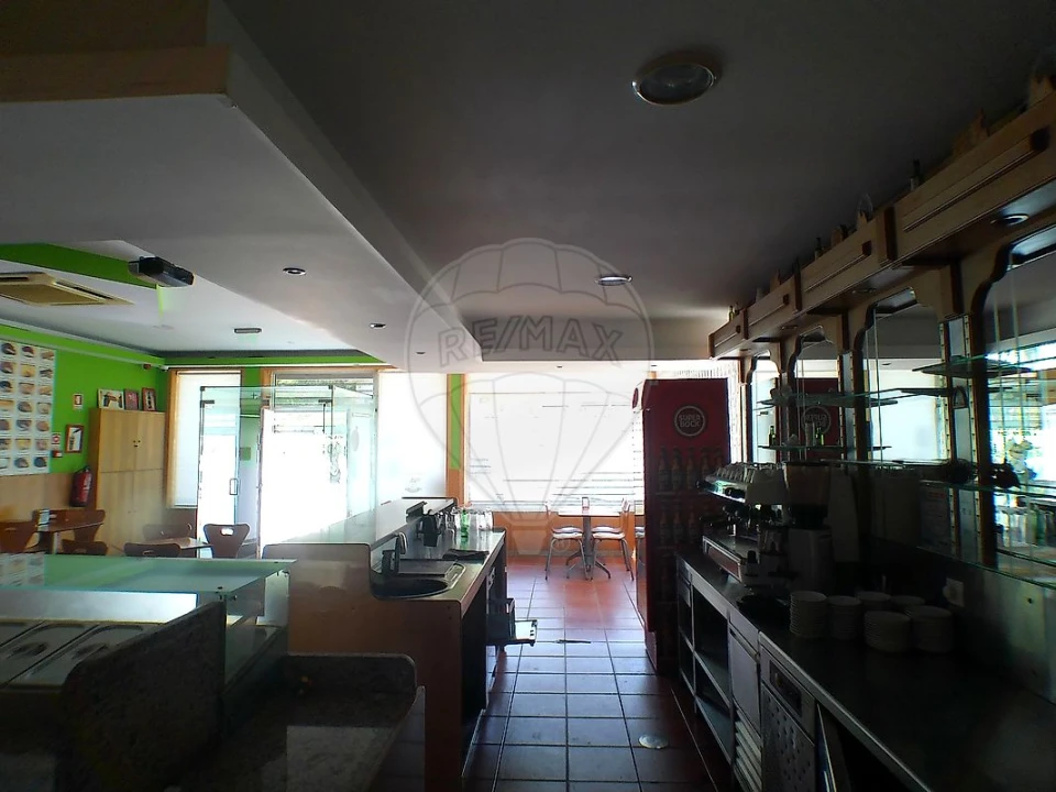 Negócio para Venda em Sebolido Foto 12