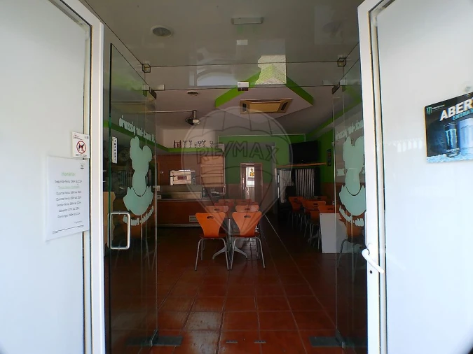 Negócio para Venda em Sebolido Foto 3