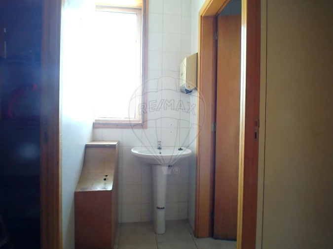 Negócio para Venda em Sebolido Foto 7