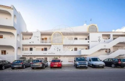 Armazém para Venda em Albufeira e Olhos de Água