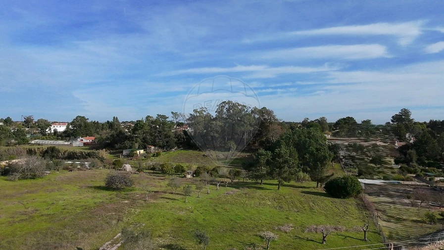 Terreno para Venda em Vale da Pedra Foto 23