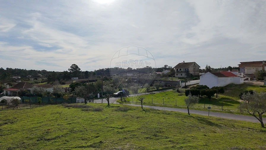 Terreno para Venda em Vale da Pedra Foto 12
