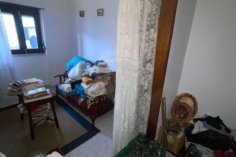 Moradia T3 para Venda em Rio Maior Foto 6