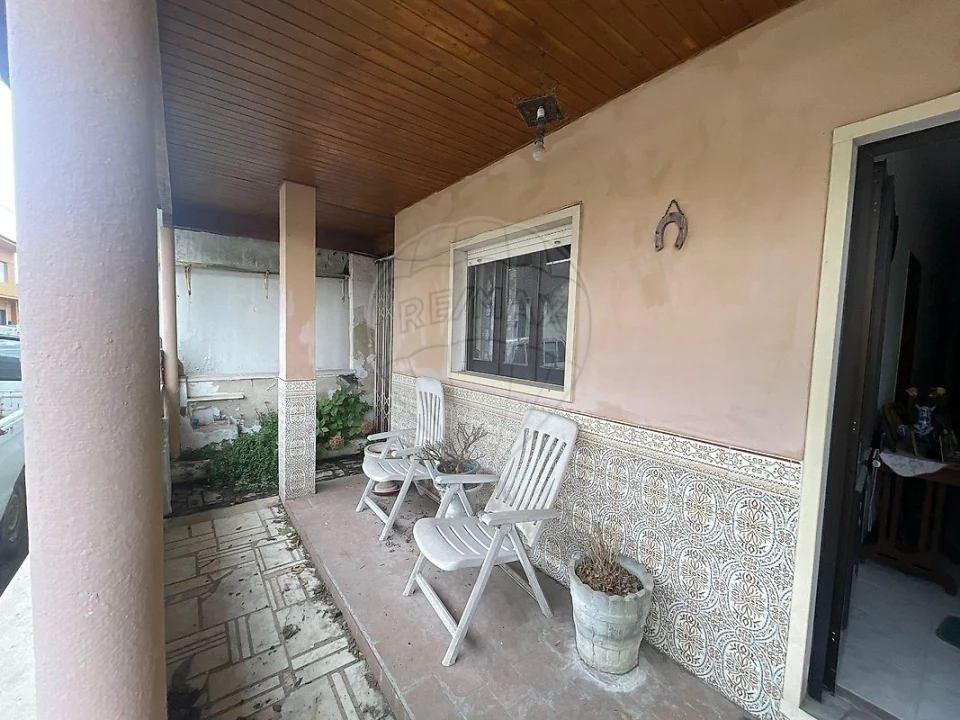 Moradia T3 para Venda em Rio Maior Foto 4