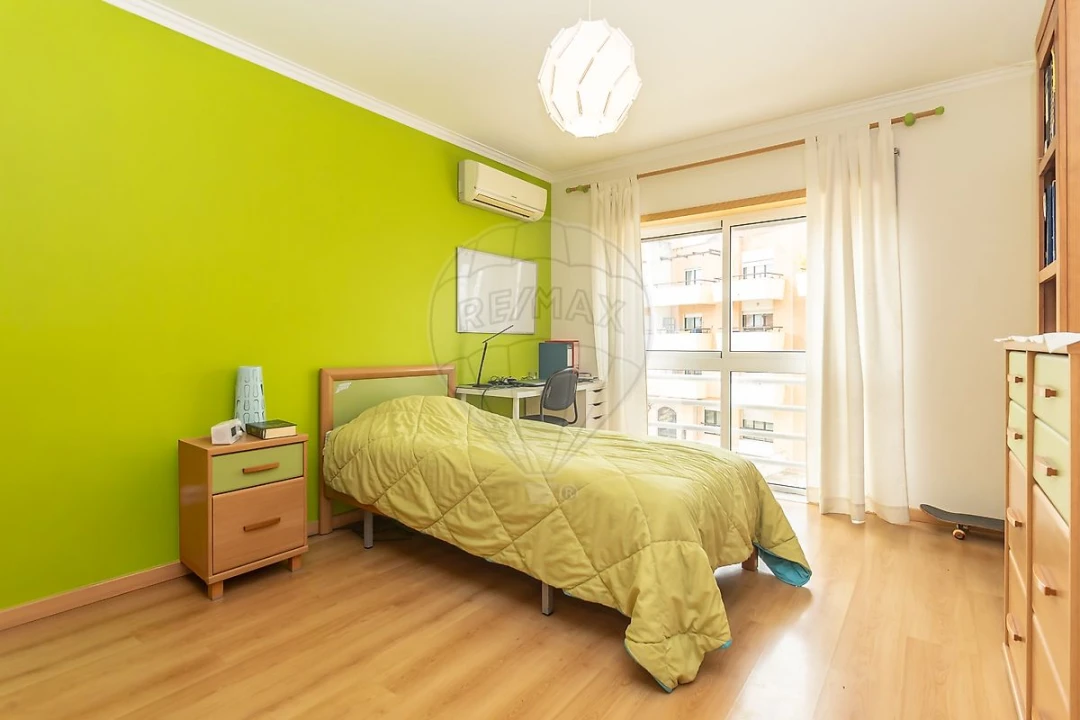 Apartamento T3 para Venda em Pinhal Novo Foto 28