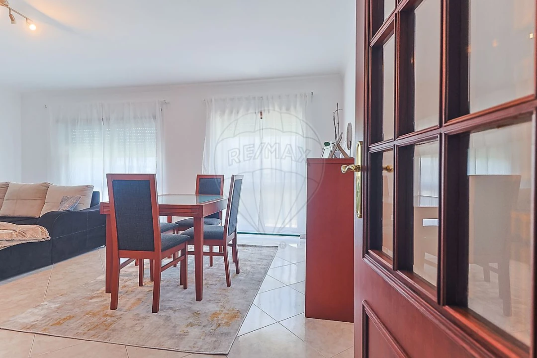 Apartamento T3 para Venda em Buarcos Foto 4